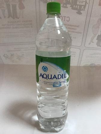 Вода питьевая доочищенная первой категории негазированная "Аквадель"